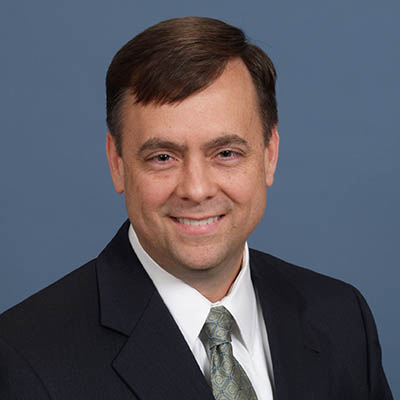 Chris Cox headshot